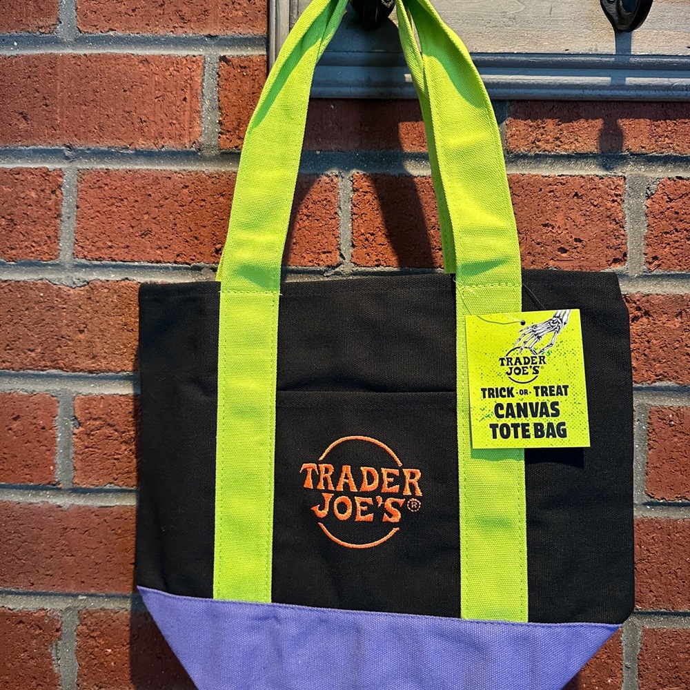 FREE SHIPPING 💚 Limited Trader Joe's Mini Halloween Green Canvas Tote Bag